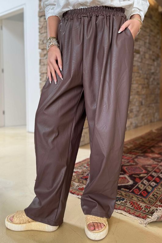 Made in Italy Runa Leather Look Tapered Barrel Pant Chocolate